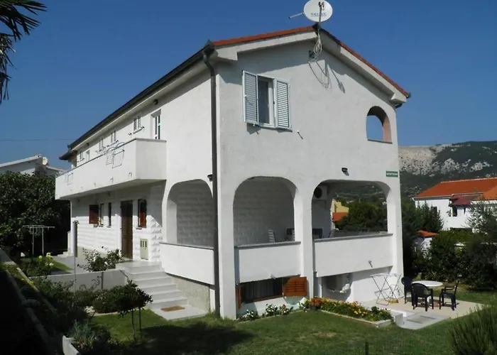 Apartman In Mit Eigenem Balkon Und Meerblick By Interhome Baska (Krk)